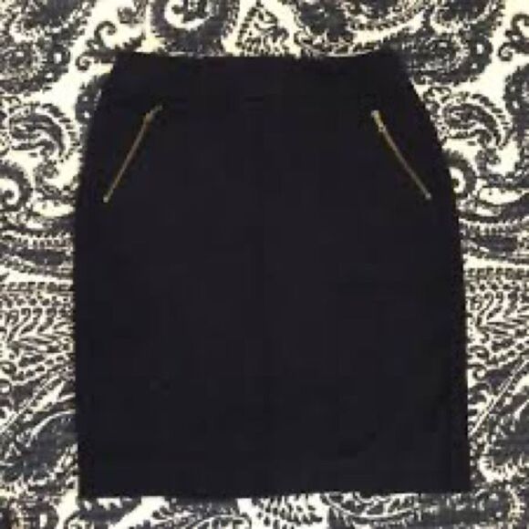 LOFT Black Skirt with Zipper Pocket Detail in Black size M - Picture 1 of 5